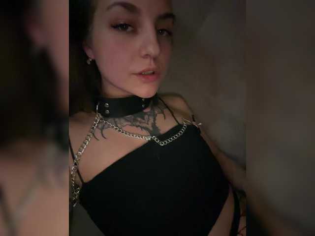 эросцена KrisVXN0