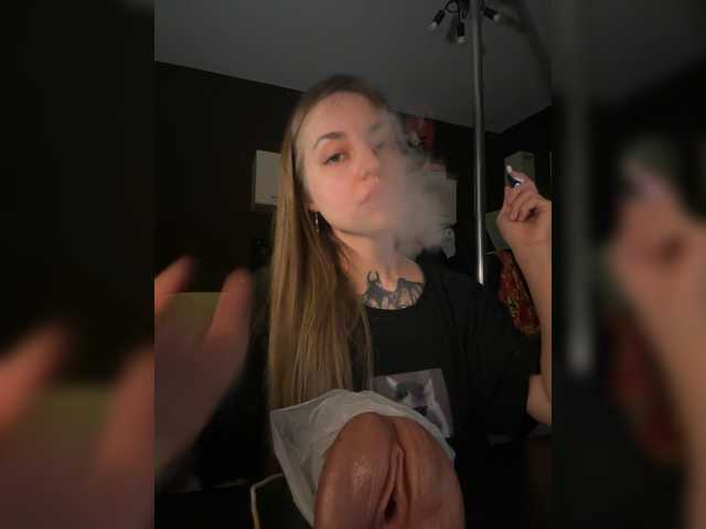 KrisVXN0's BongaCams show and profile