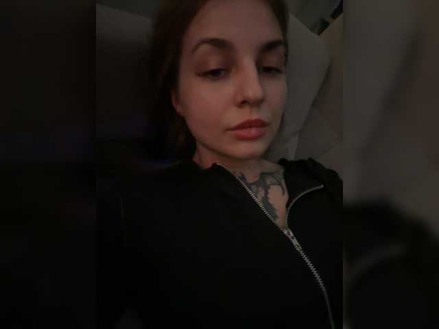 KrisVXN0's BongaCams show and profile