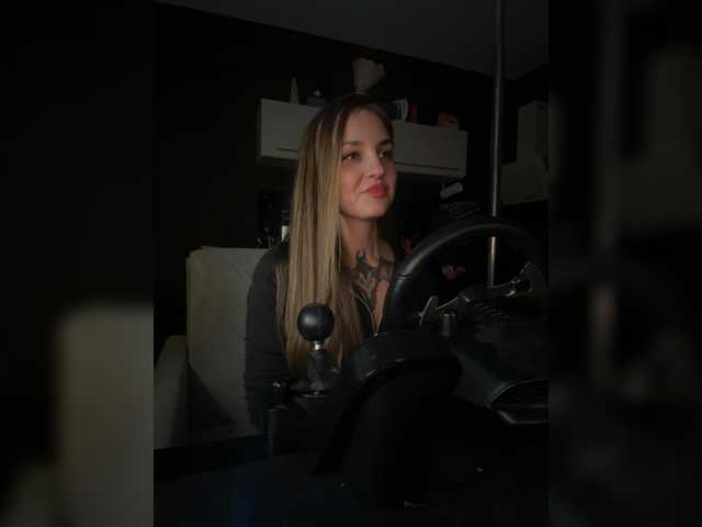 KrisVXN0's BongaCams show and profile