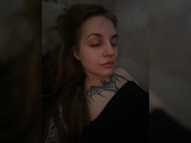 KrisVXN0 Live Cam on BongaCams