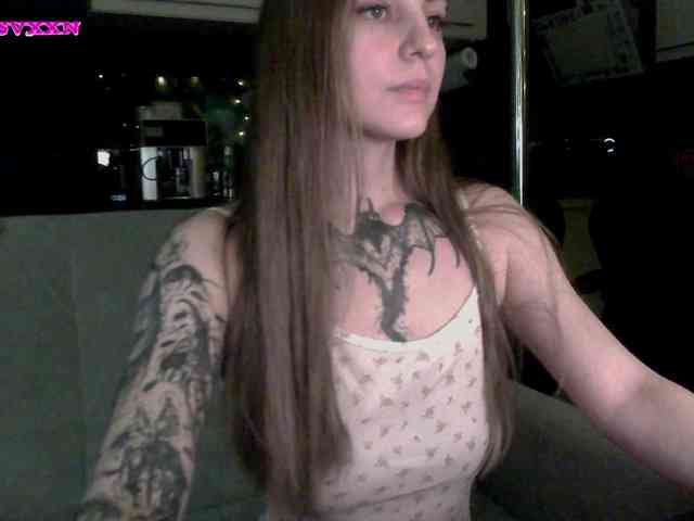 KrisVXN0 Live Webcam on BongaCams