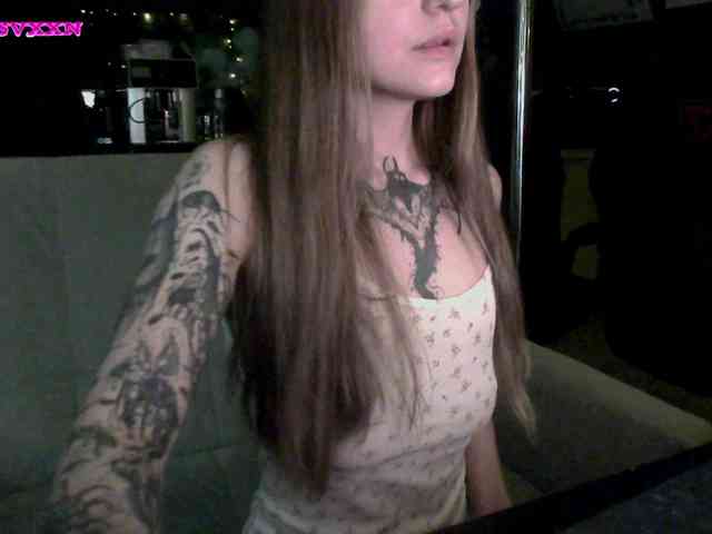 KrisVXN0 Live Webcam on BongaCams