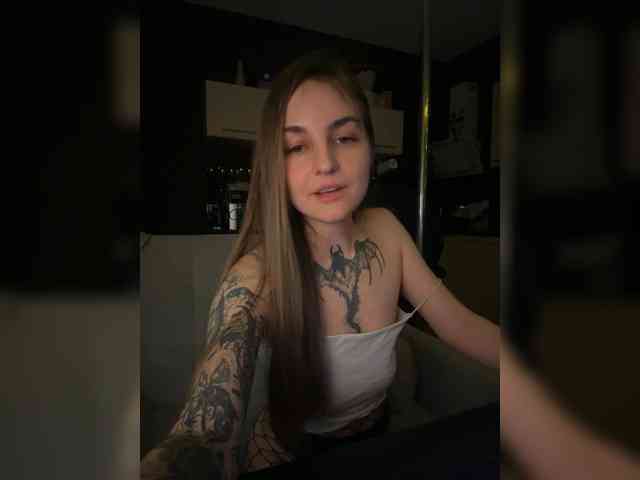 KrisVXN0 Live Webcam on BongaCams