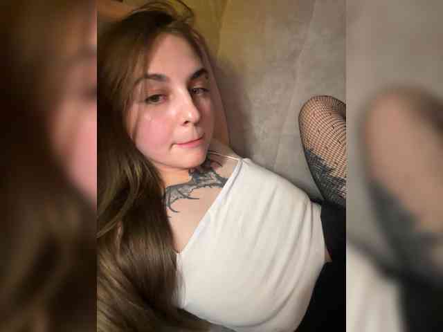KrisVXN0 Live Webcam on BongaCams