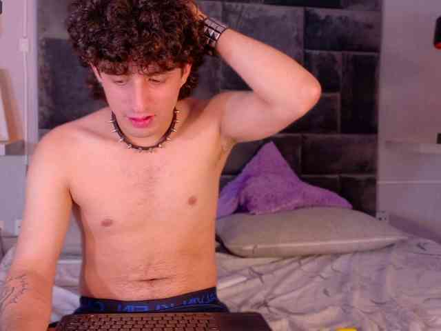 alesia-and-damian webcam