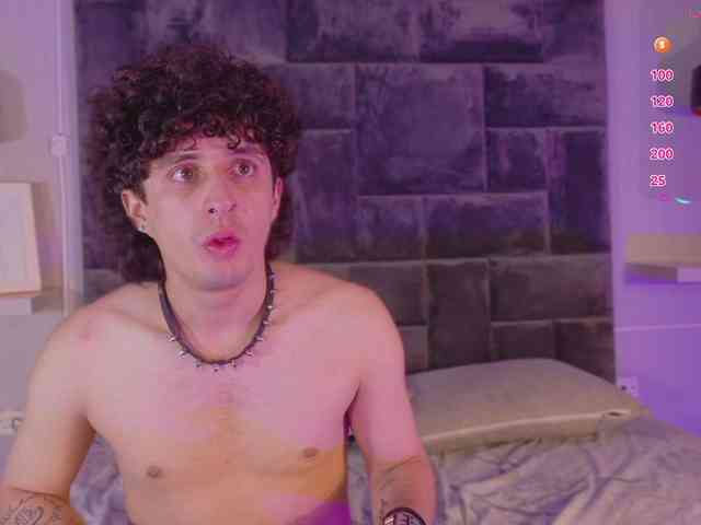 alesia-and-damian webcam