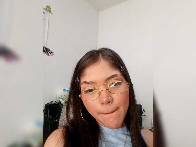 Naoxbliss's BongaCams show and profile