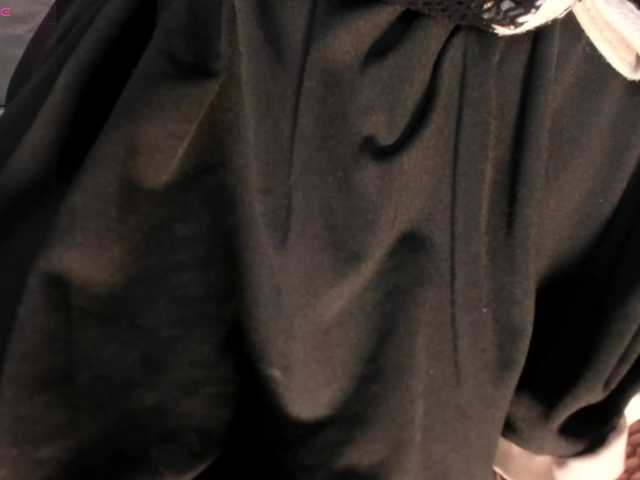 EmilyArmstrong's BongaCams show and profile