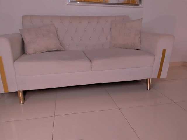 KayraLanne's BongaCams show and profile