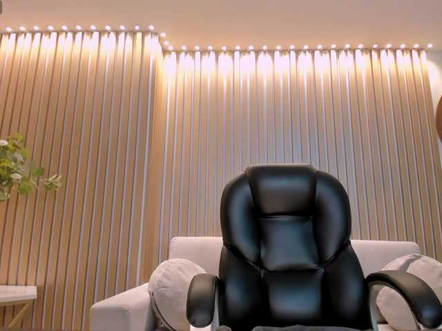 KayraLanne's BongaCams show and profile