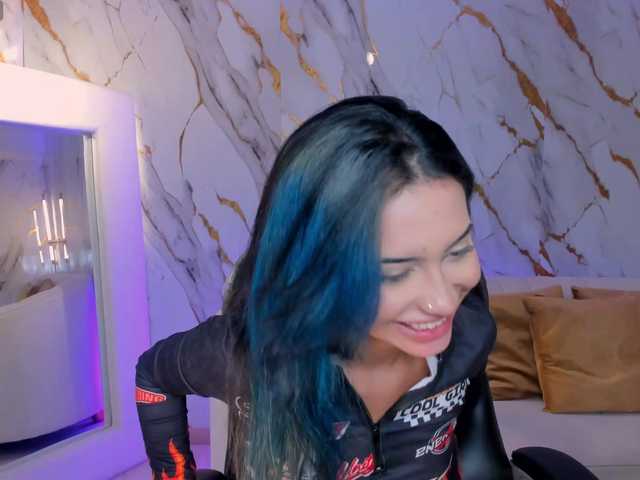 KayraLanne's BongaCams show and profile