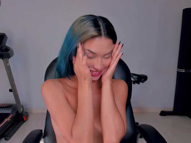 KayraLanne's BongaCams show and profile