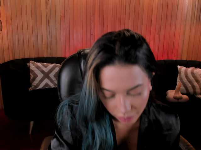 KayraLanne's BongaCams show and profile