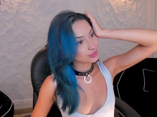 KayraLanne's BongaCams show and profile