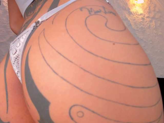 KayraLanne's BongaCams show and profile