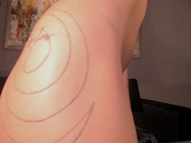 KayraLanne's BongaCams show and profile