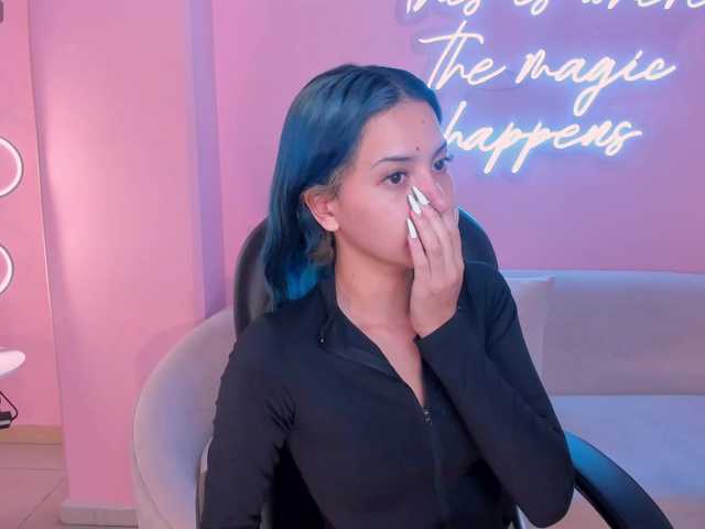 KayraLanne's BongaCams show and profile