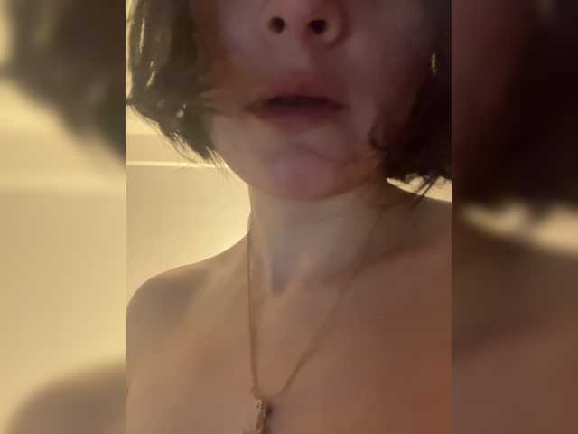 mananavaleeva's BongaCams show and profile