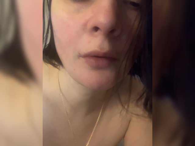 mananavaleeva live cam profile