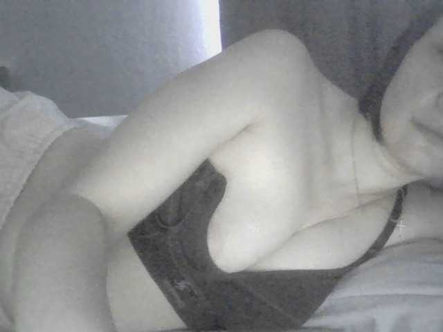 mananavaleeva's BongaCams show and profile