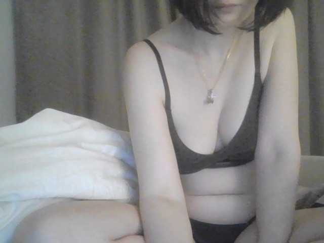 mananavaleeva's BongaCams show and profile