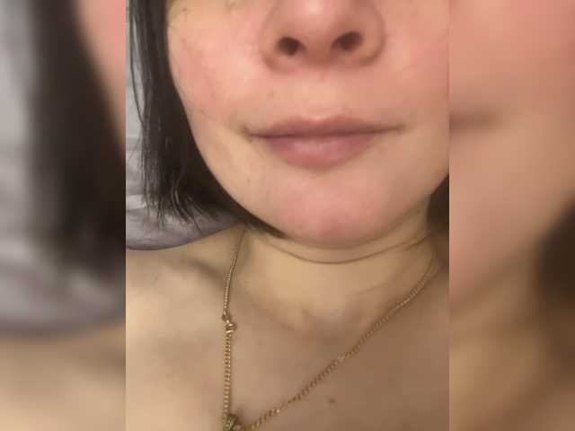 mananavaleeva live cam profile