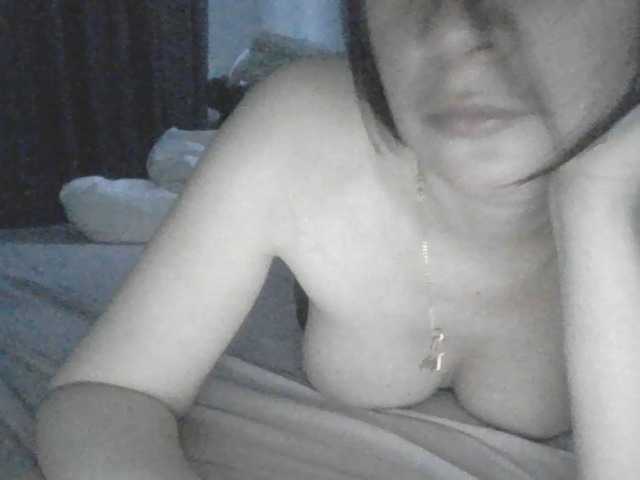 mananavaleeva's BongaCams show and profile