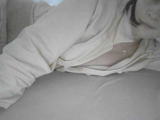 mananavaleeva's BongaCams show and profile