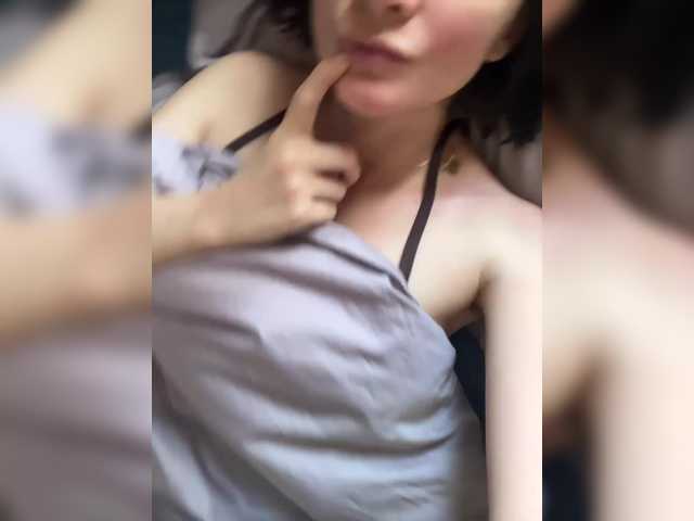 mananavaleeva's BongaCams show and profile