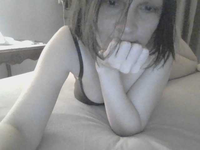 mananavaleeva's BongaCams show and profile