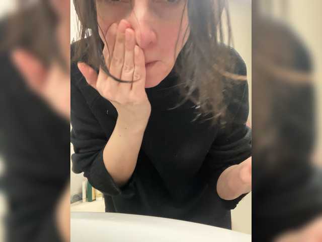 mananavaleeva's BongaCams show and profile