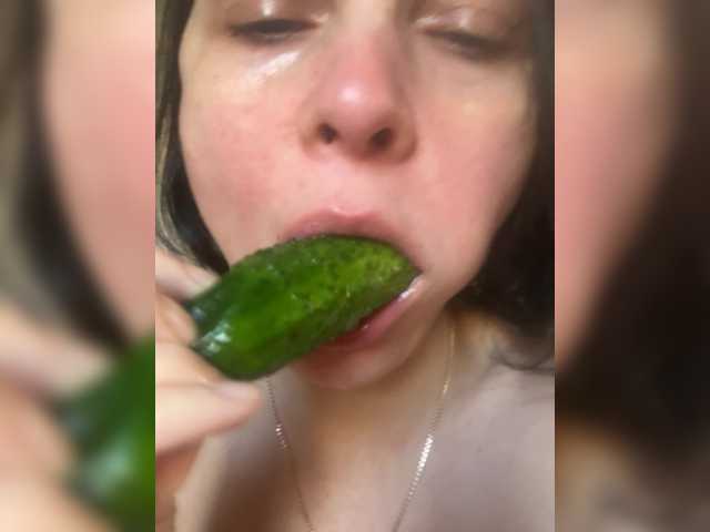 mananavaleeva's BongaCams show and profile