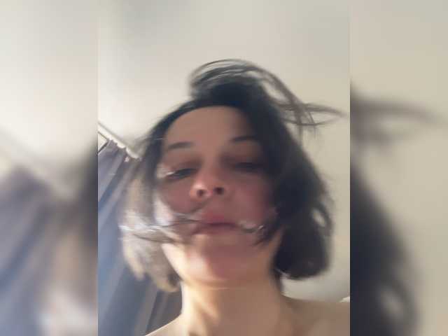 mananavaleeva's BongaCams show and profile