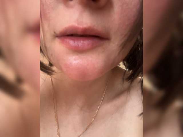 mananavaleeva's BongaCams show and profile