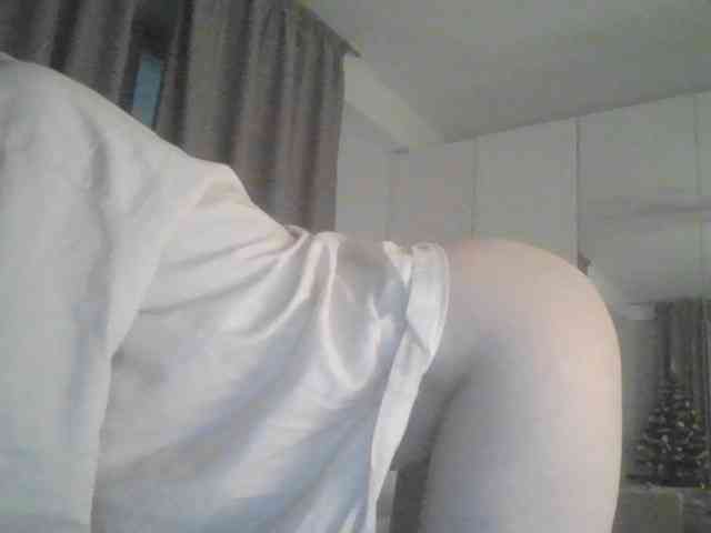 mananavaleeva webcam