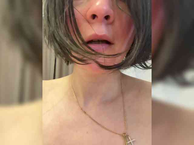 mananavaleeva Live Webcam on BongaCams