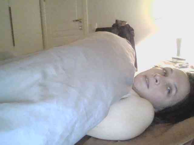 mananavaleeva webcam