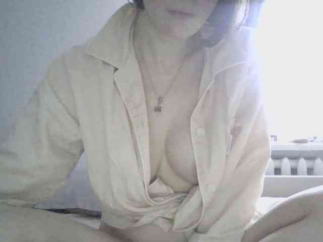 mananavaleeva webcam