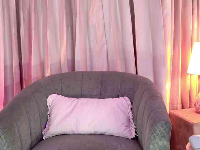 candyy-bella candyy-bella