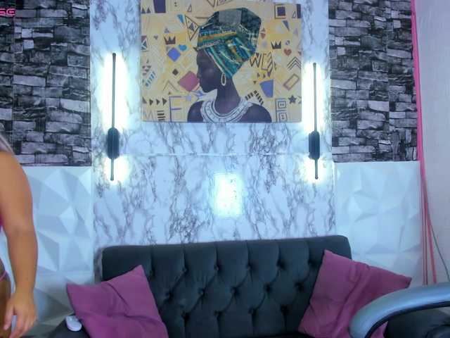 SarayMilk from BongaCams