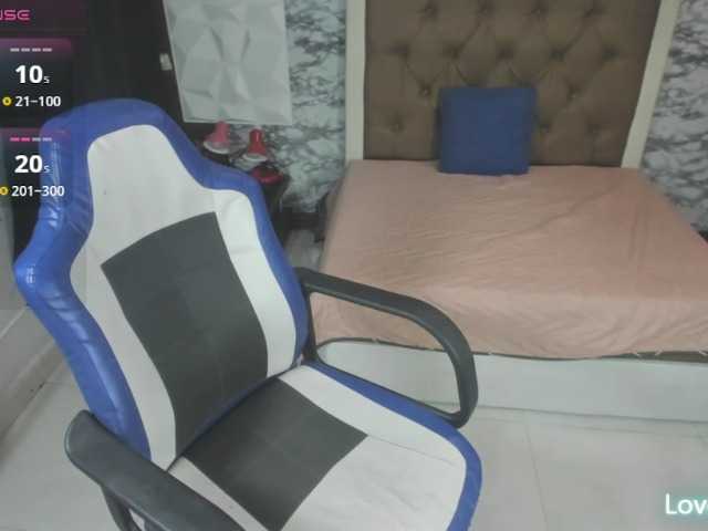 SarayMilk's BongaCams show and profile