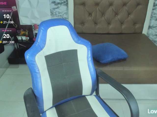 SarayMilk's BongaCams show and profile