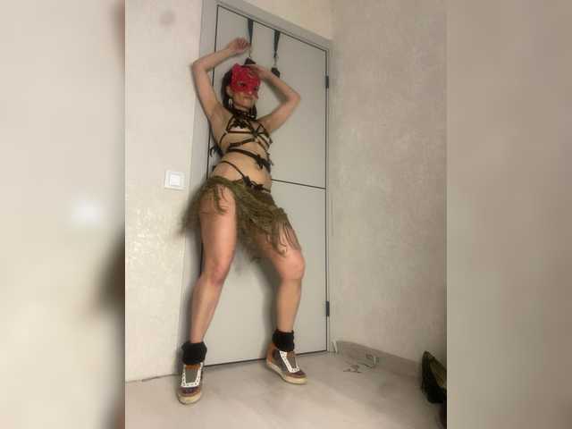 FoxAlice2026's BongaCams show and profile