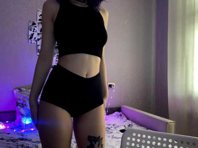 dieonisia's BongaCams show and profile