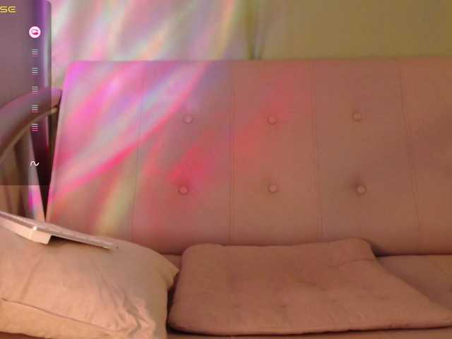 Lindelicious's BongaCams show and profile