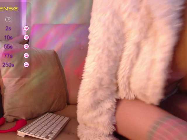 Lindelicious's BongaCams show and profile