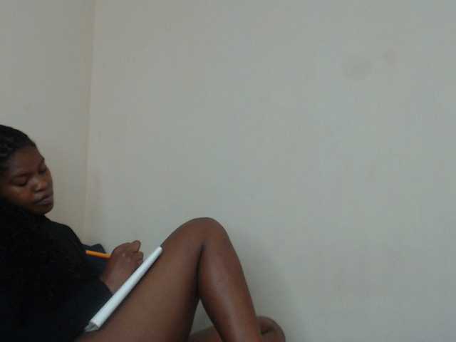 SweetPortableAmber webcam bongacams model stream image