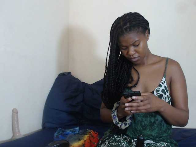 SweetPortableAmber webcam bongacams model stream image