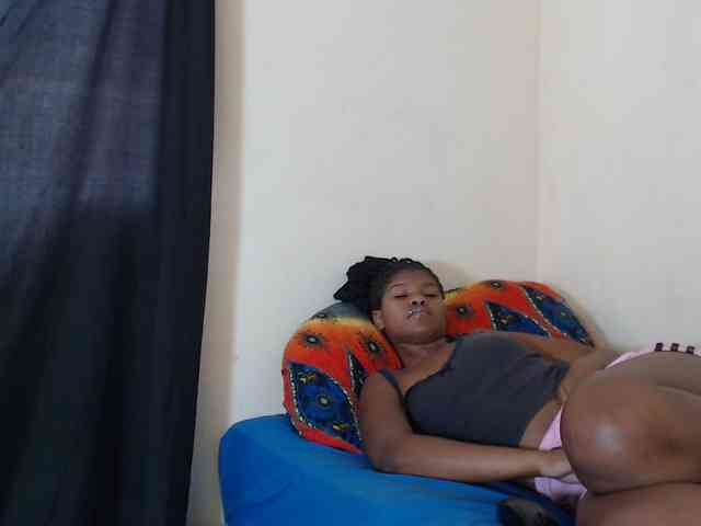 SweetPortableAmber webcam